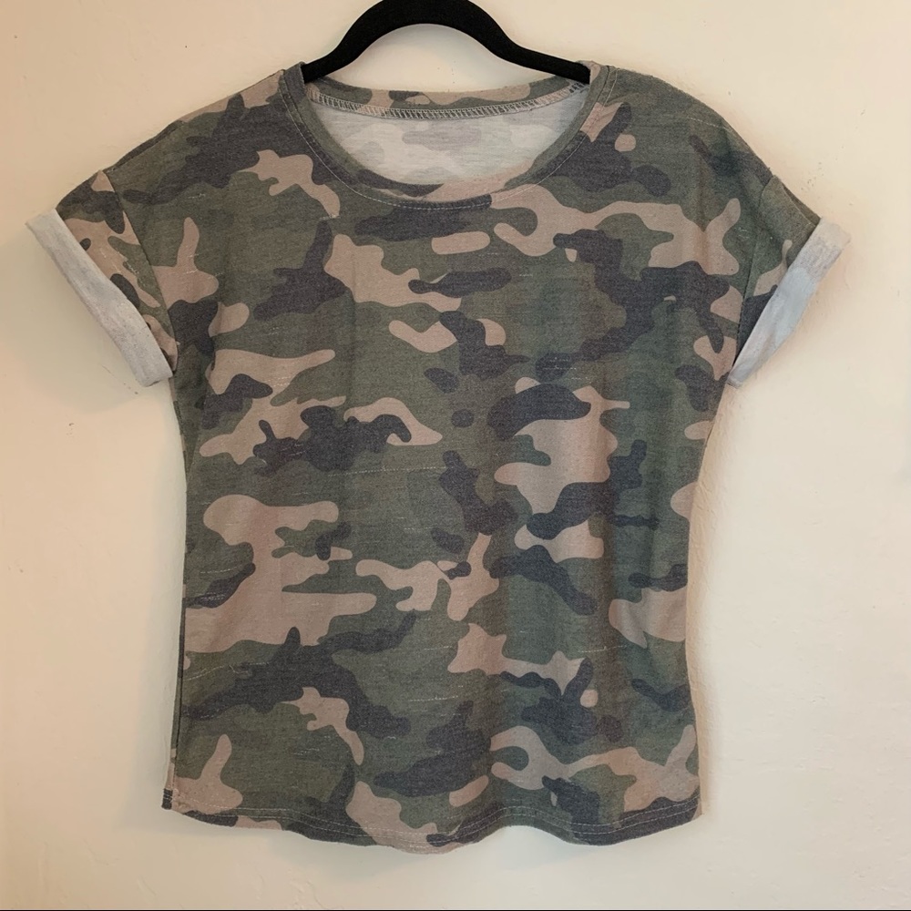 🌸 Camo print crew neck short sleeve t shirt handmade